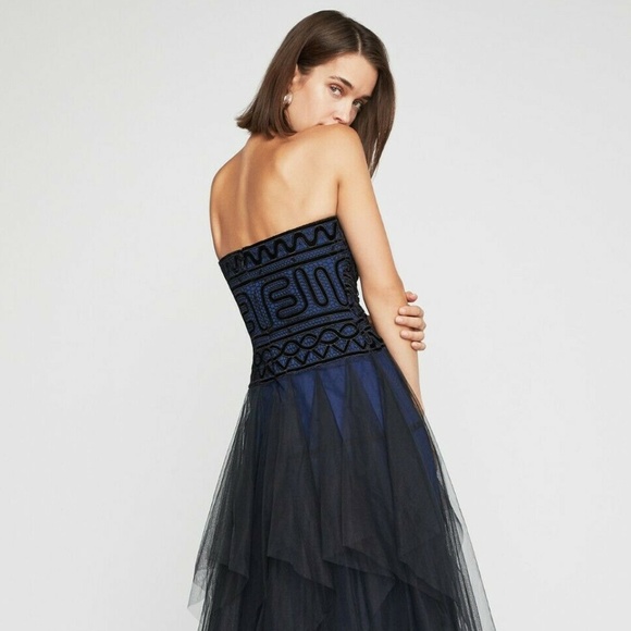 NWT $498 BCBG Maxazria Womens Sizes 0 & 4 Dress - Picture 2 of 5